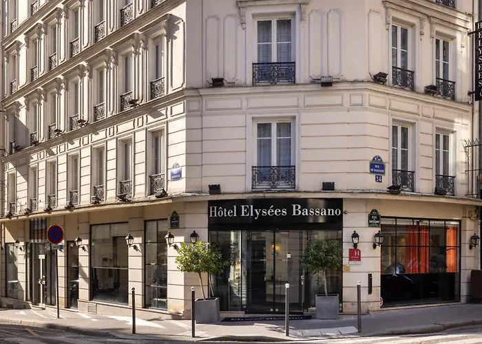 Hotel Elysées Bassano Paris